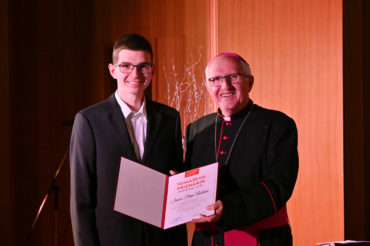 NAŠA BOGOSLOVCA MED DOBITNIKI TOMAŽEVEGA PRIZNANJA